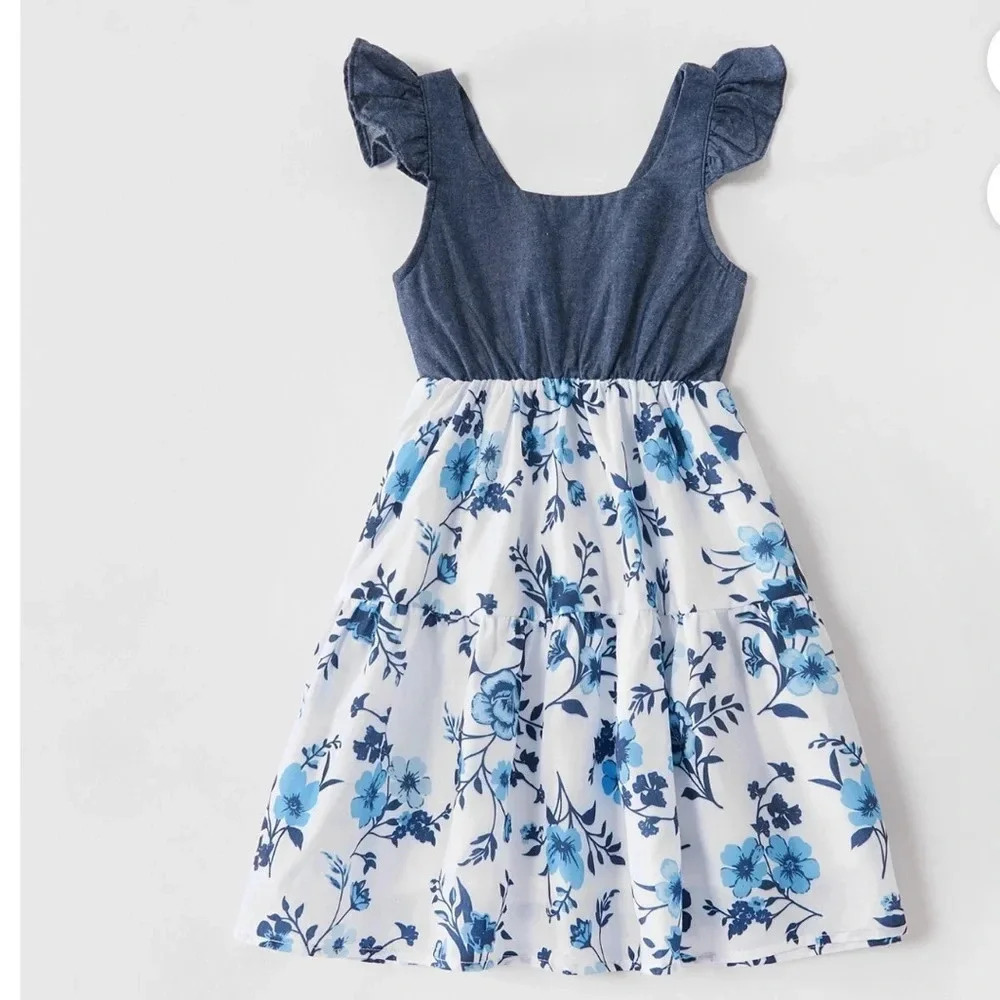 Girl’s white and blue floral dress 3-4Y